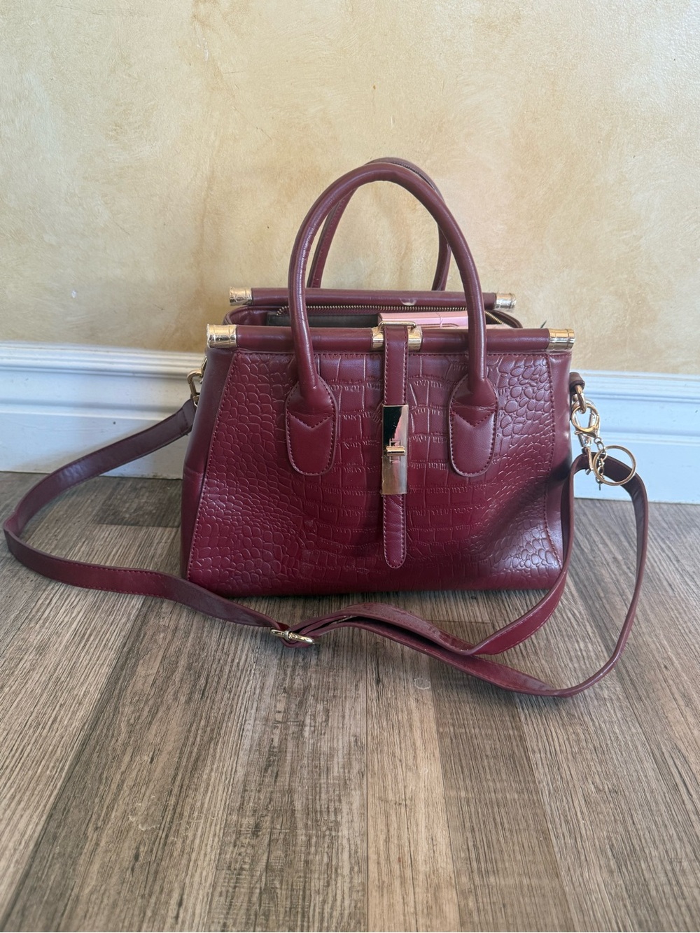 Women's Structured Satchel Handbag - Burgundy Croc-Embossed